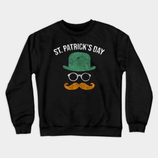 St. Patrick's Day - Guy with glasses Crewneck Sweatshirt